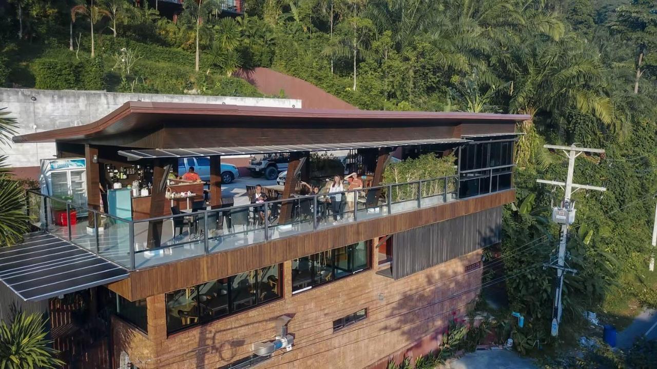 Blue Mountain Phangnga Resort Exterior foto